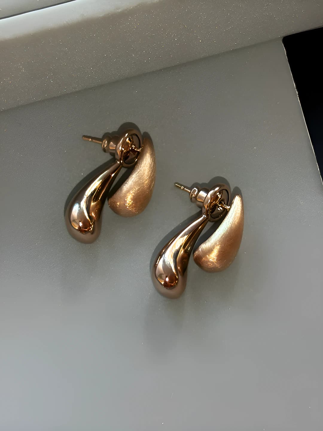 RF880 Gold drop (handmade)