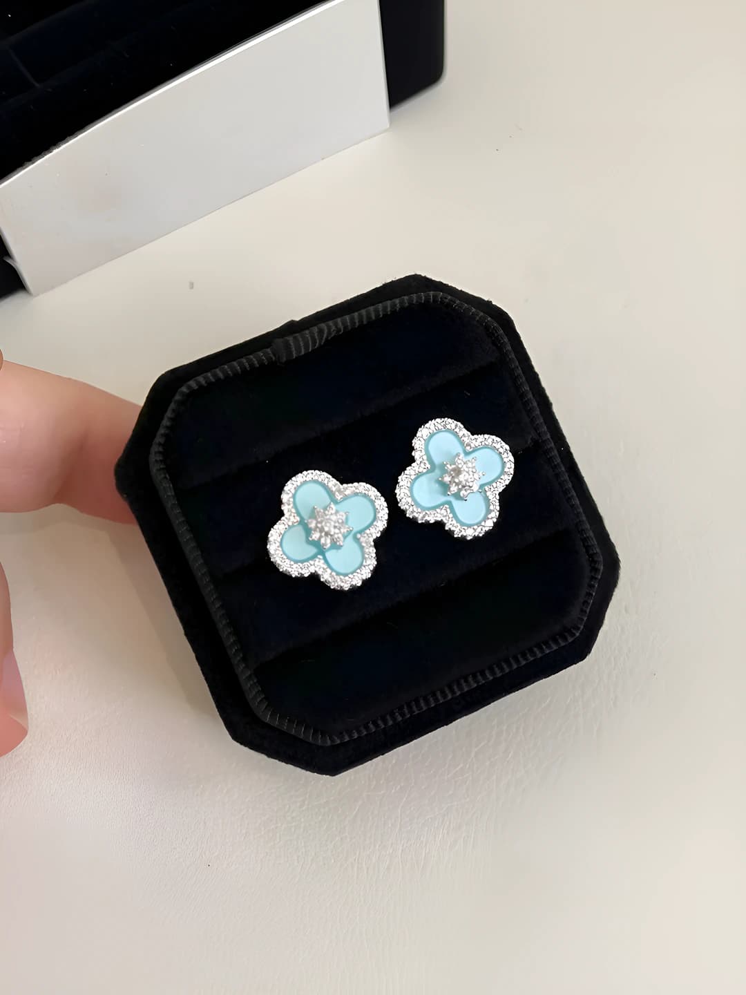 Silver post - Silver - Blue