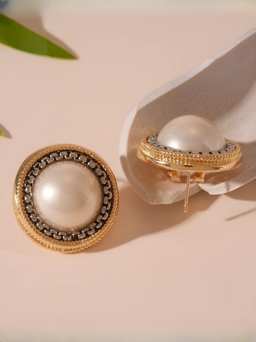 Gold-silver, pearl