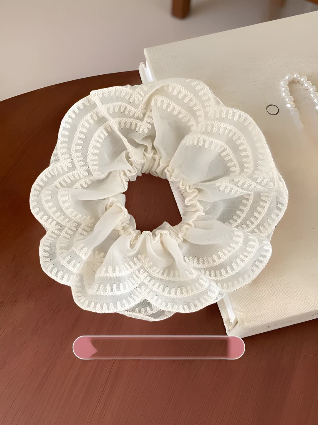 Beige multi-layer lace scrunchie - 16cm