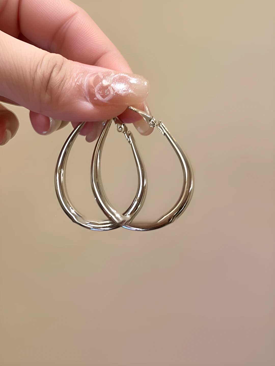Silver post - Silver