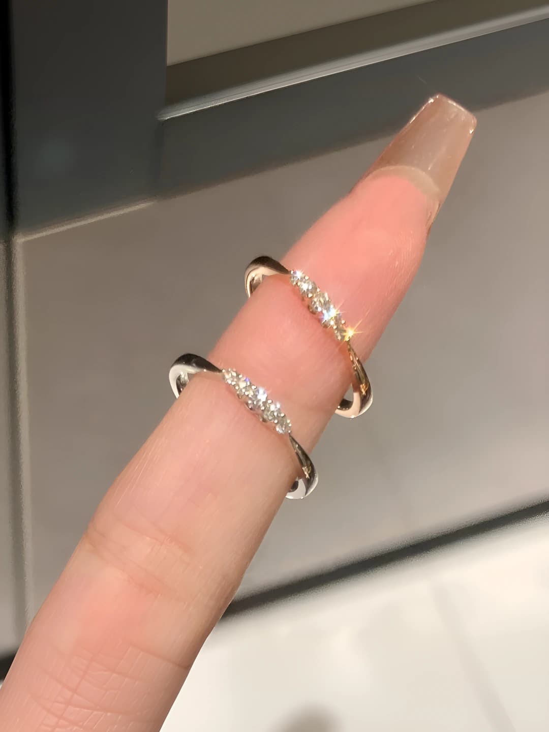 Women's pavé crystal ring, simple style, adjustable size, with colored crystals