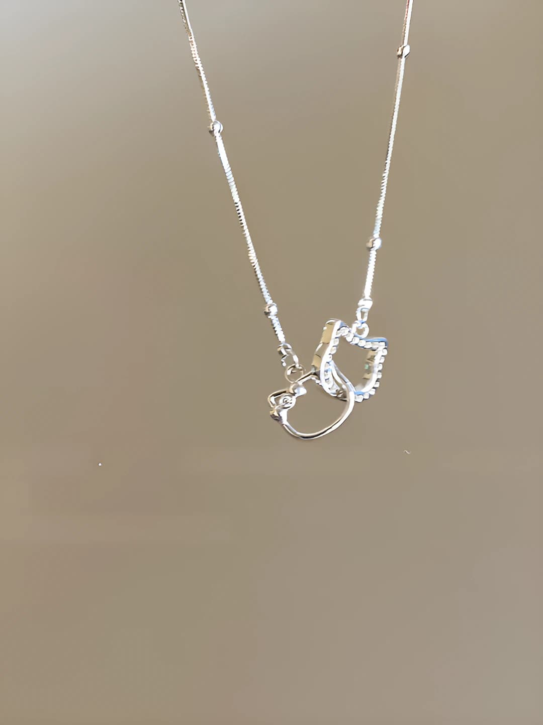 Kitty cat necklace