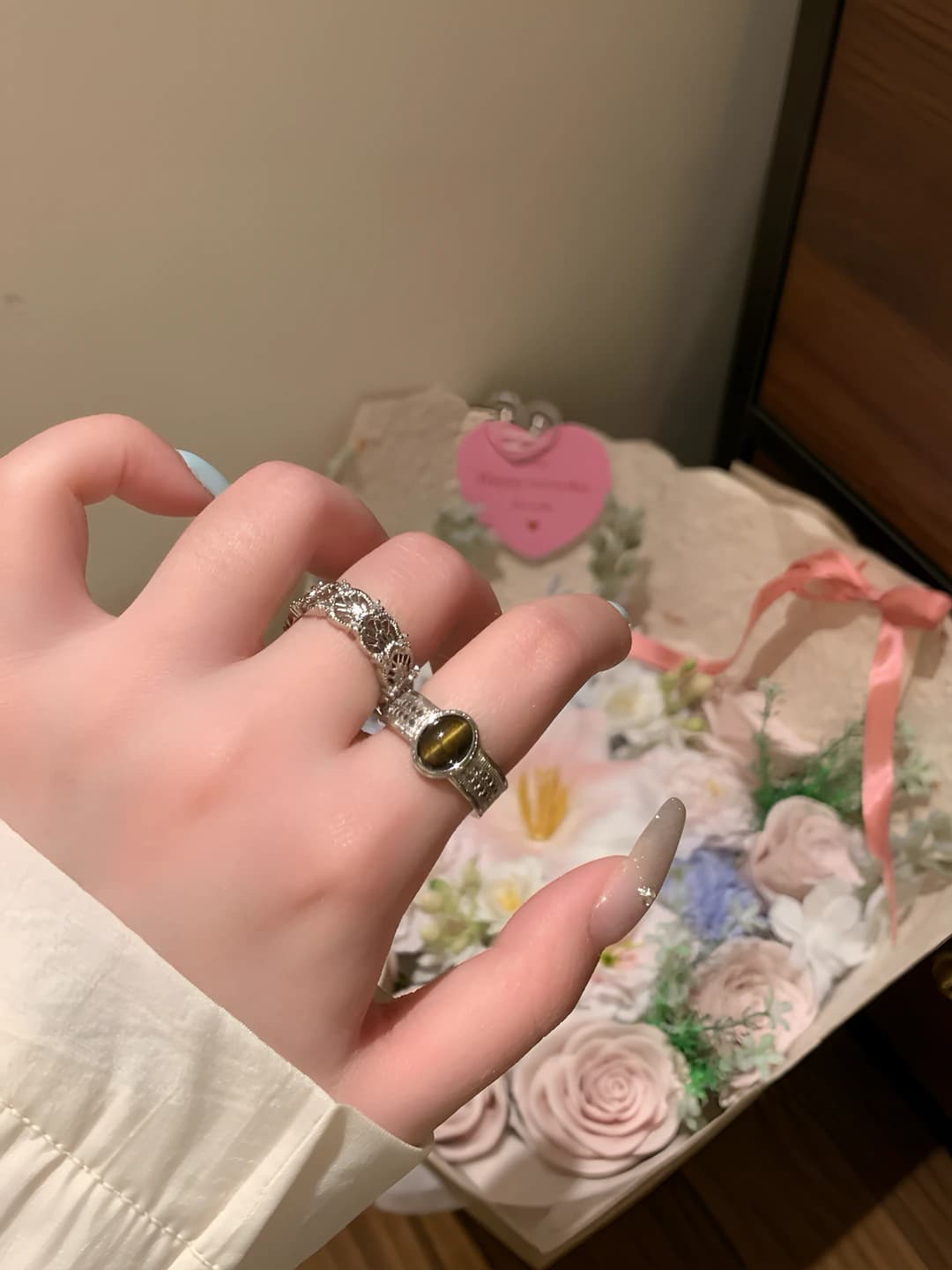Yinlu + Chenyin [open ring]