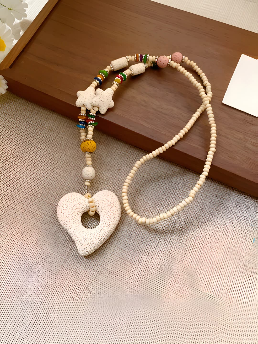 26# Necklace - White