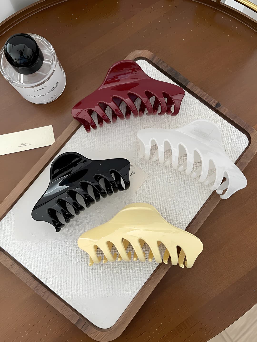 Women's hair clips and combs: Korean style, acrylic, handmade, irregular shape, country style, fresh and sweet, premium hair accessory