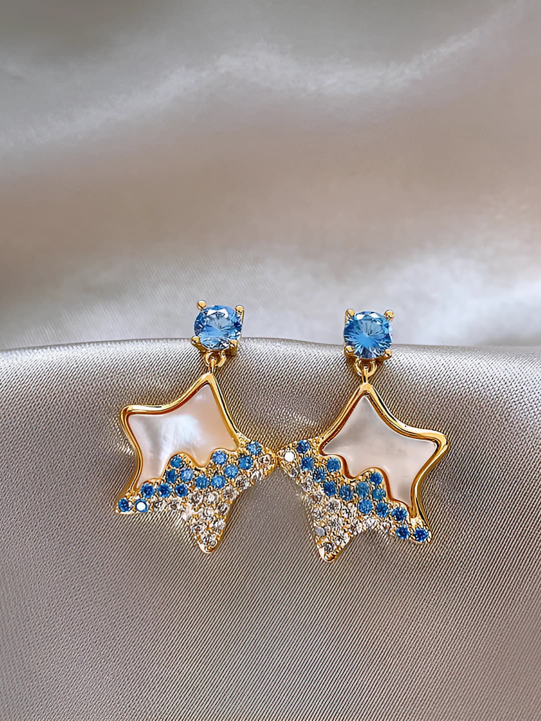 65# Silver pin - Gold - Blue