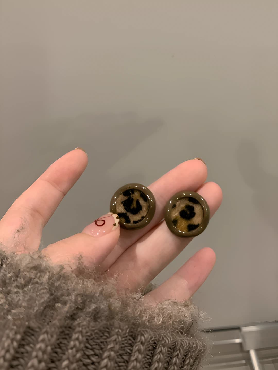Women's round geometric fabric stud earrings with 925 silver post in retro style