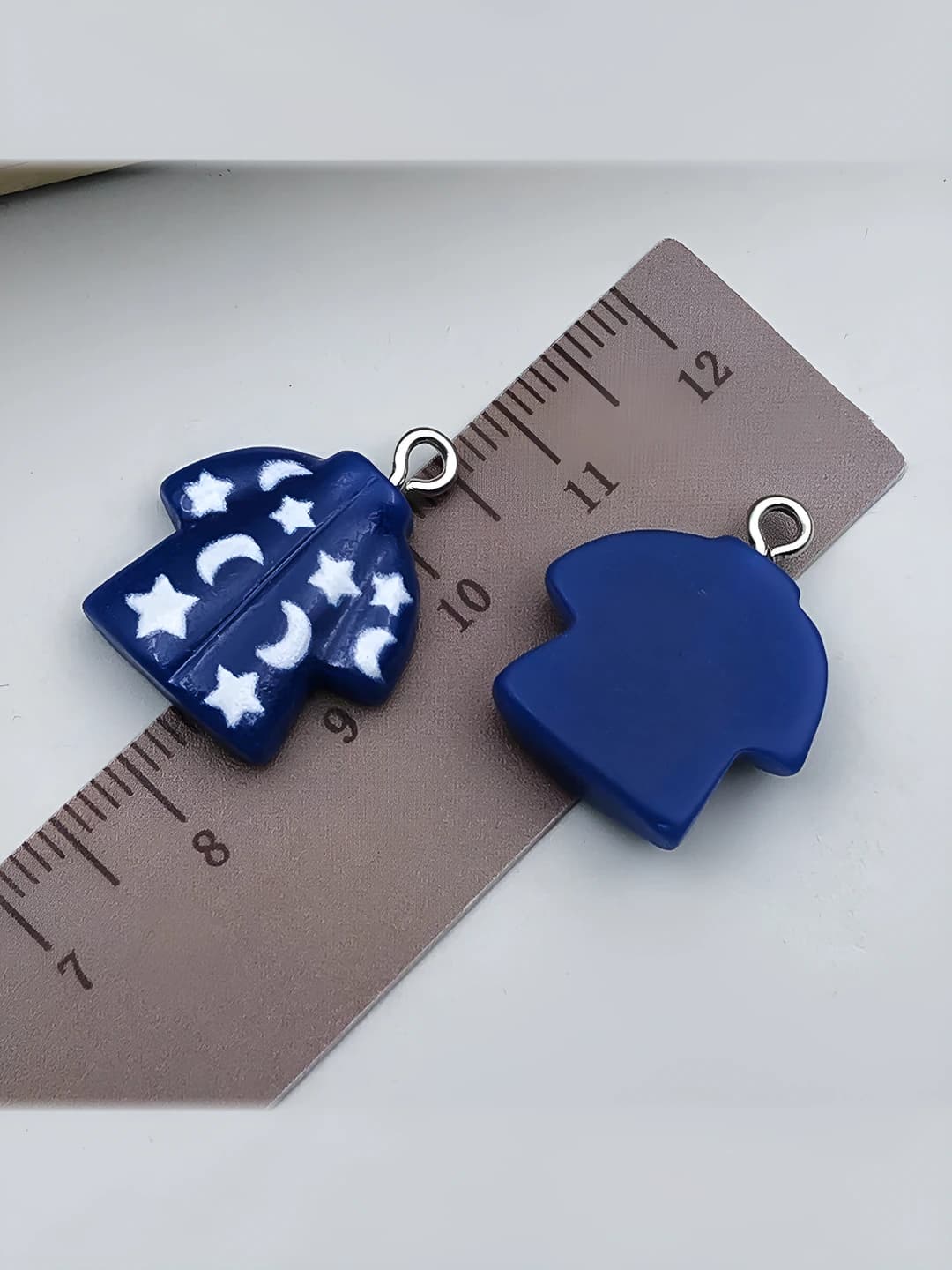 1 pc resin blue halloween star moon 18x22mm-1.2g-24211