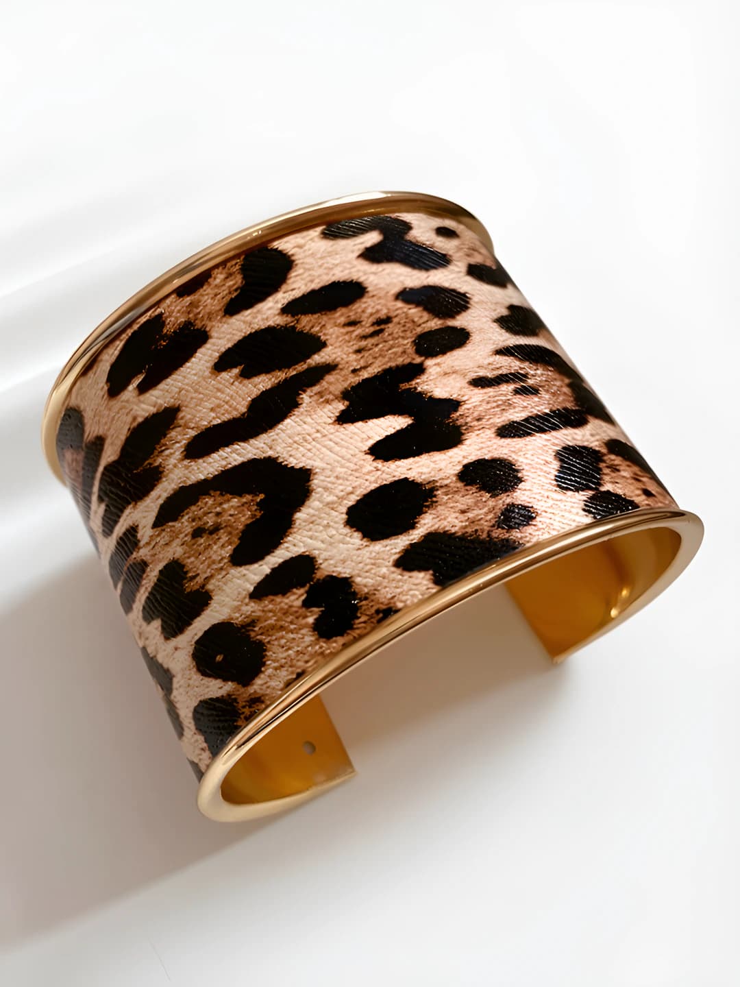 47# Gold, leopard
