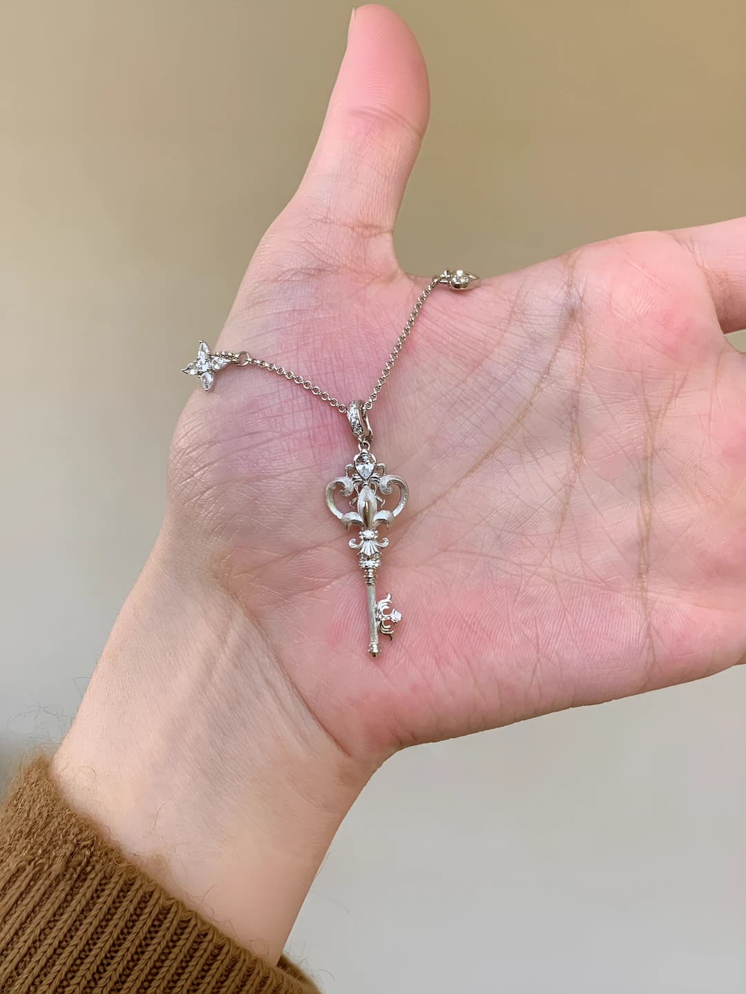Iris key necklace