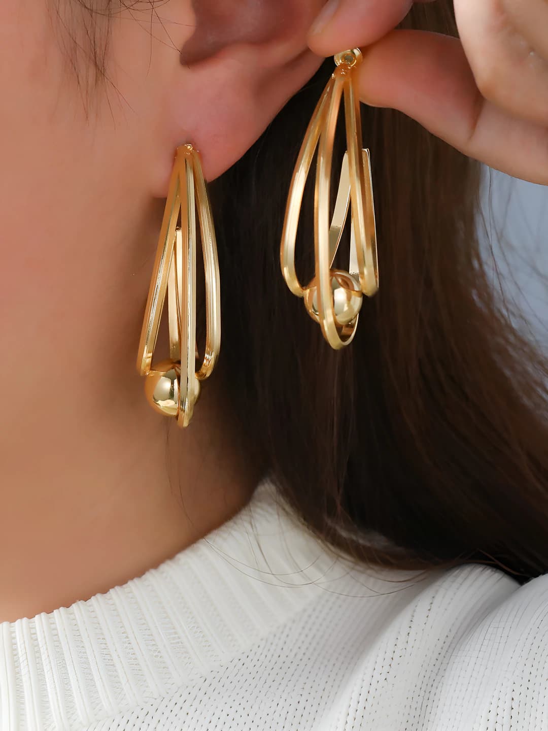 Women's retro U-shaped multi-layer geometric oval alloy earrings with rhinestone inlay