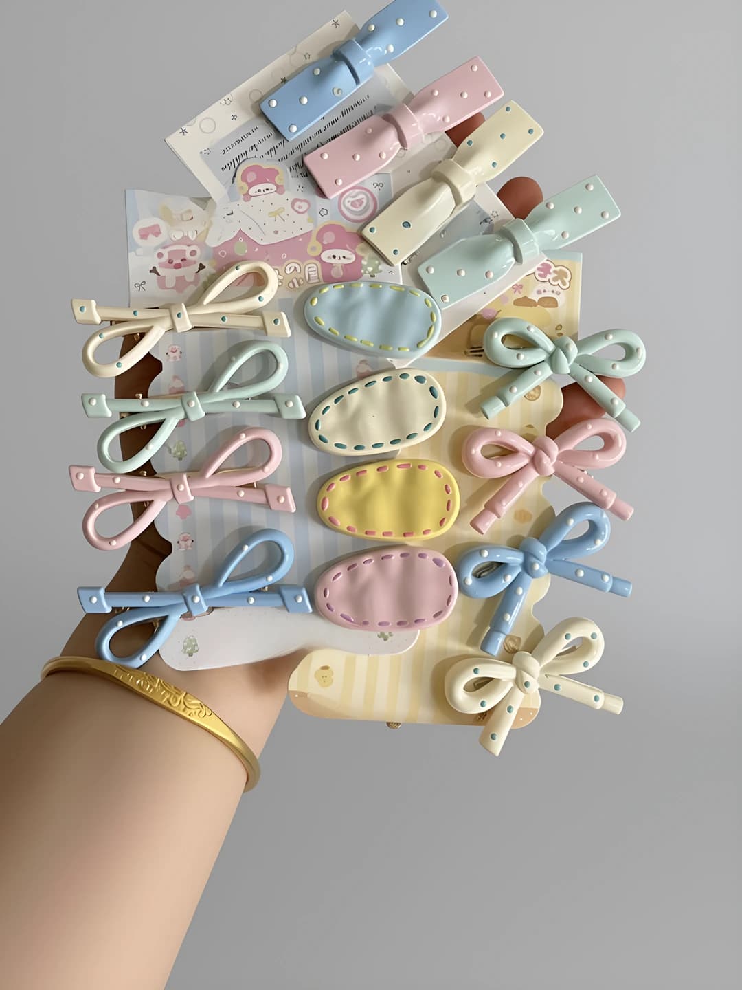 8 pcs off-white blue polka, bag