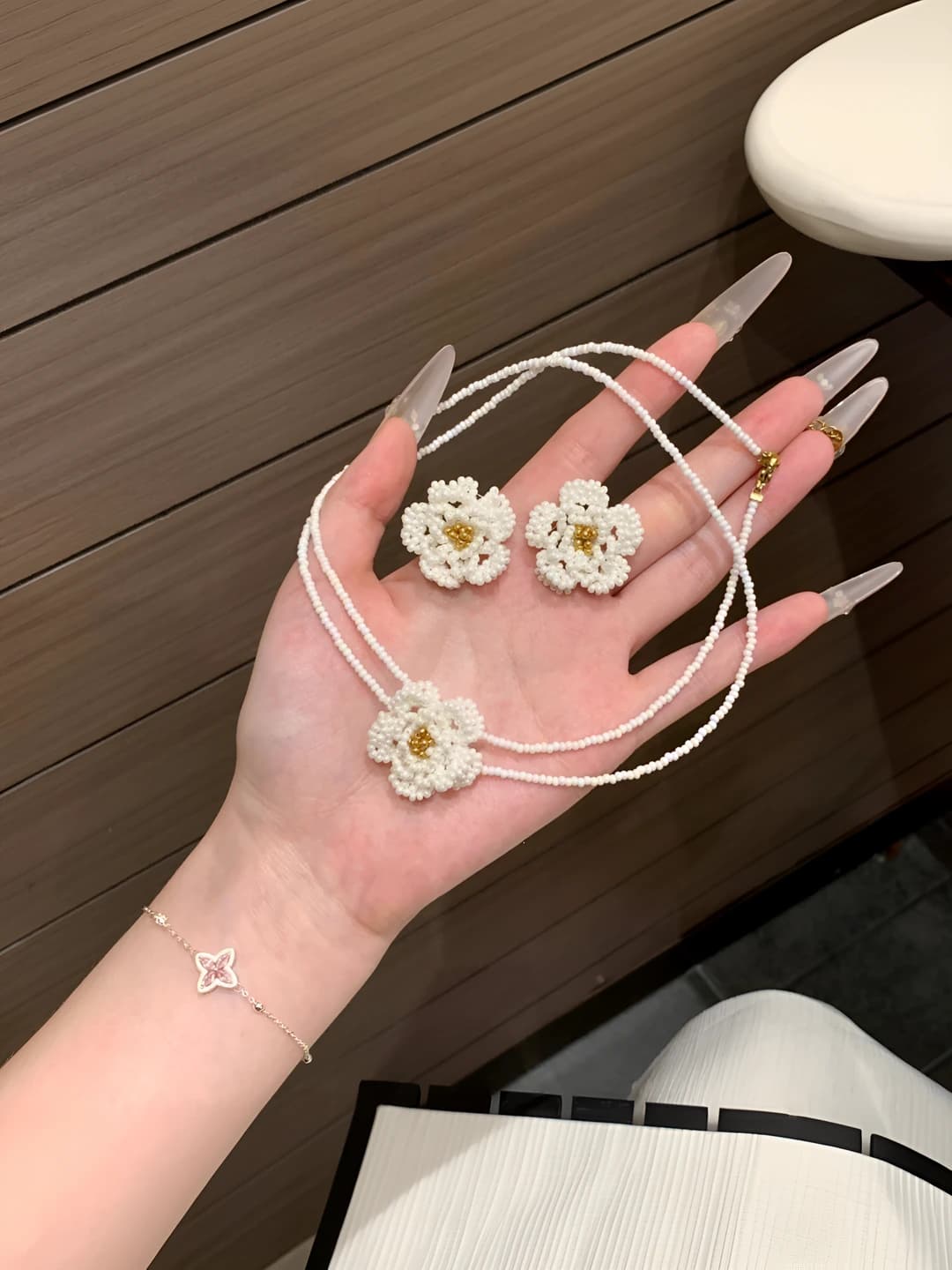 Camellia handmade: necklace + earrings