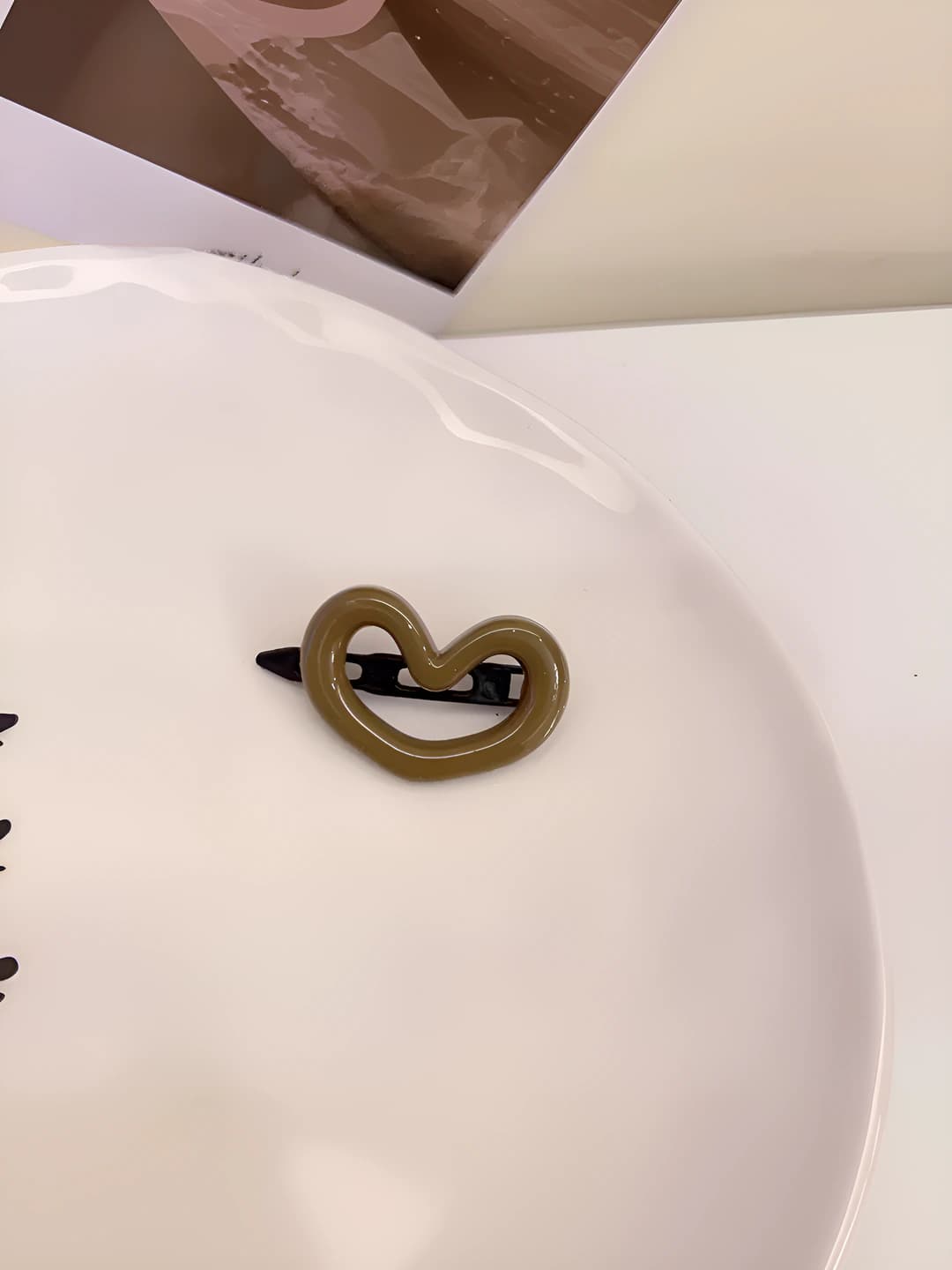 Coffee heart hair clip