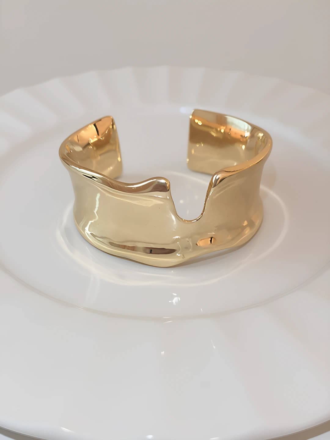 19 Bracelet - Gold