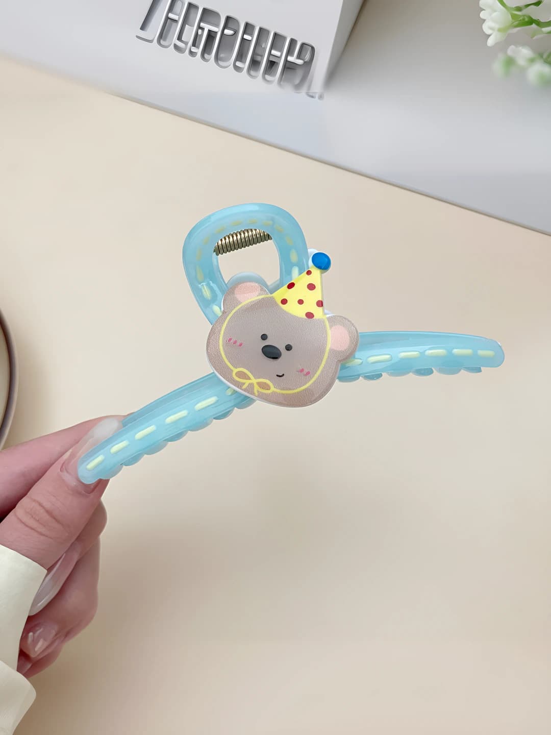 Blue bear clip