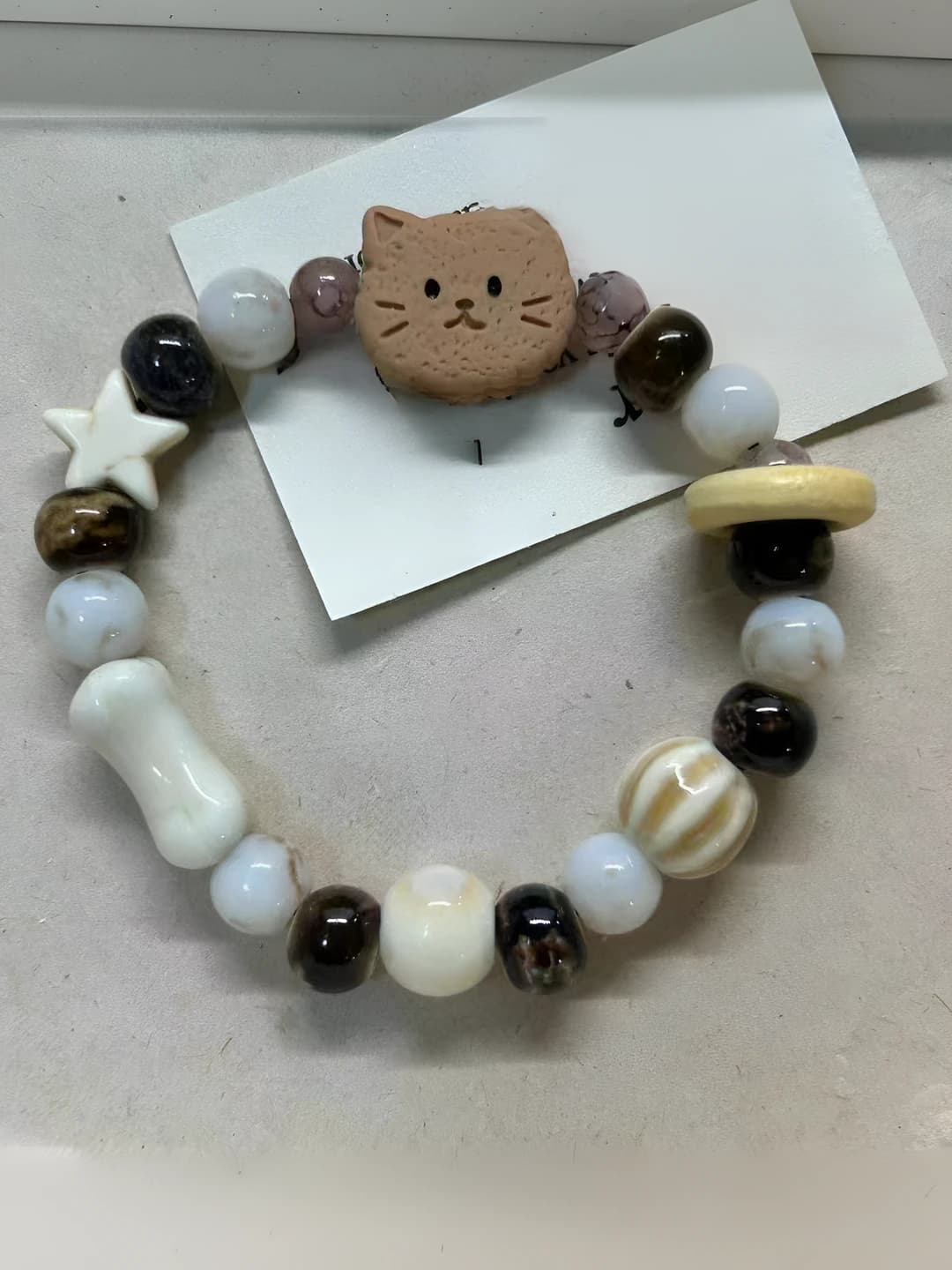Black cheese kitten bracelet [1 pc]