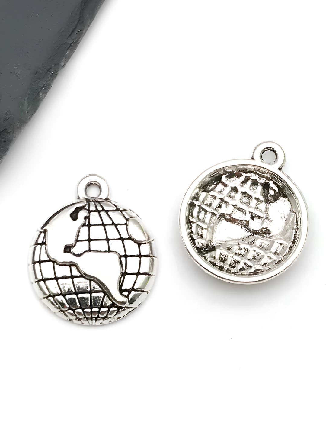 1 шт античный серебро карта мира 16x19mm