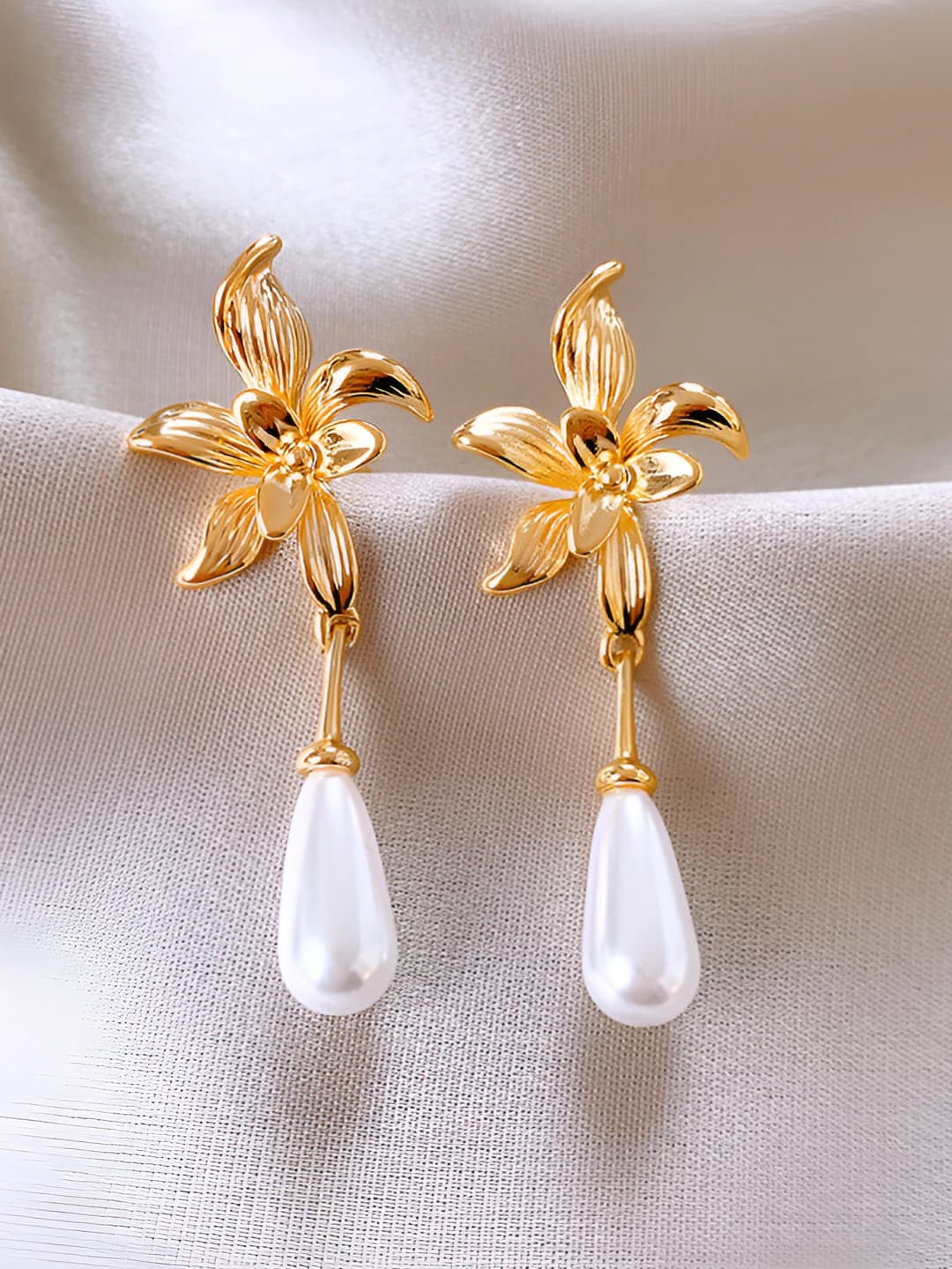 51# Silver - Gold - White