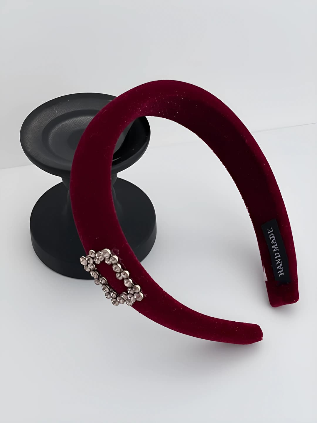 Kvadrat olmosli qizil barxam soch tasi