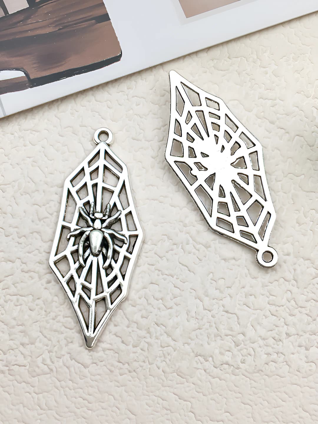 1 pc Halloween spider web 16x38mm-2.1g-17007