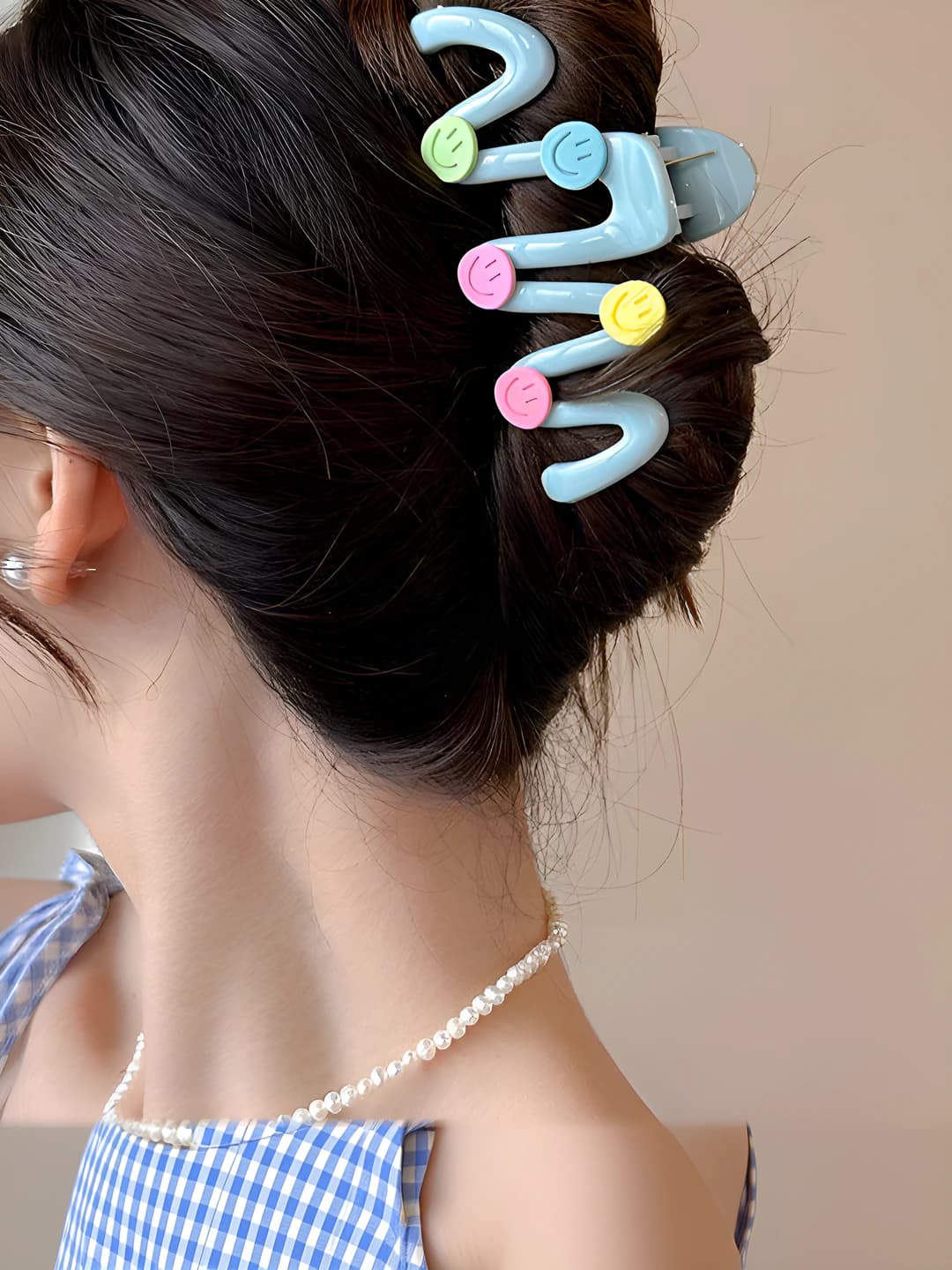 1# Blue wavy clip approx 11 cm