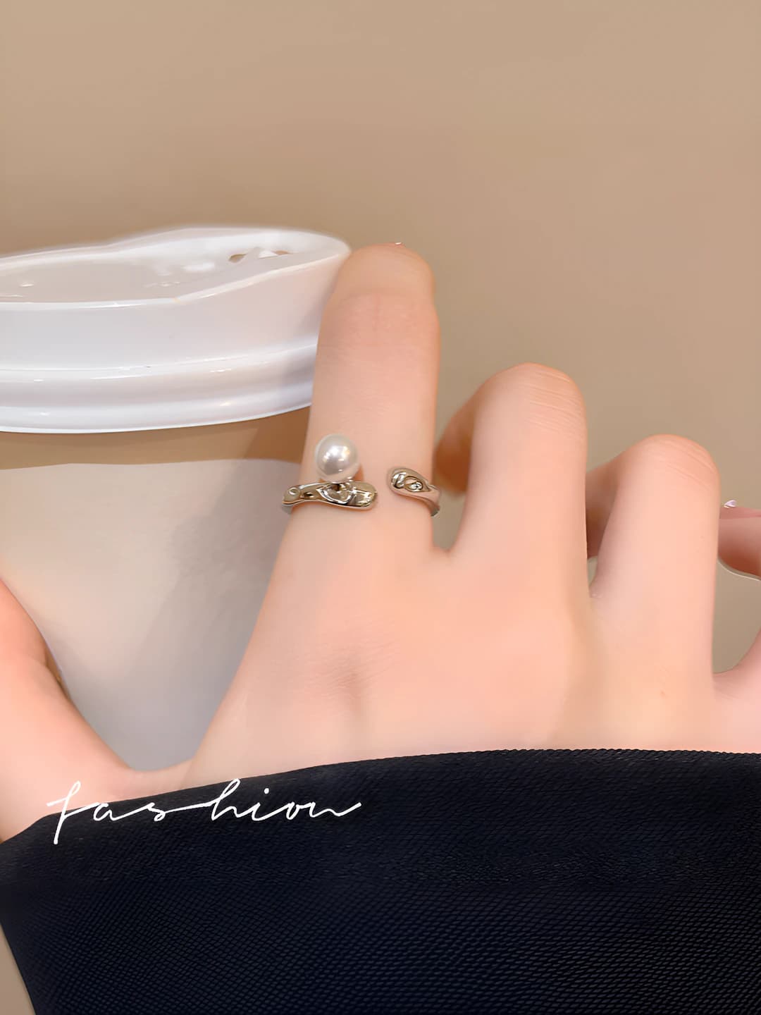 Women's Korean style geometric open ring with imitation pearl