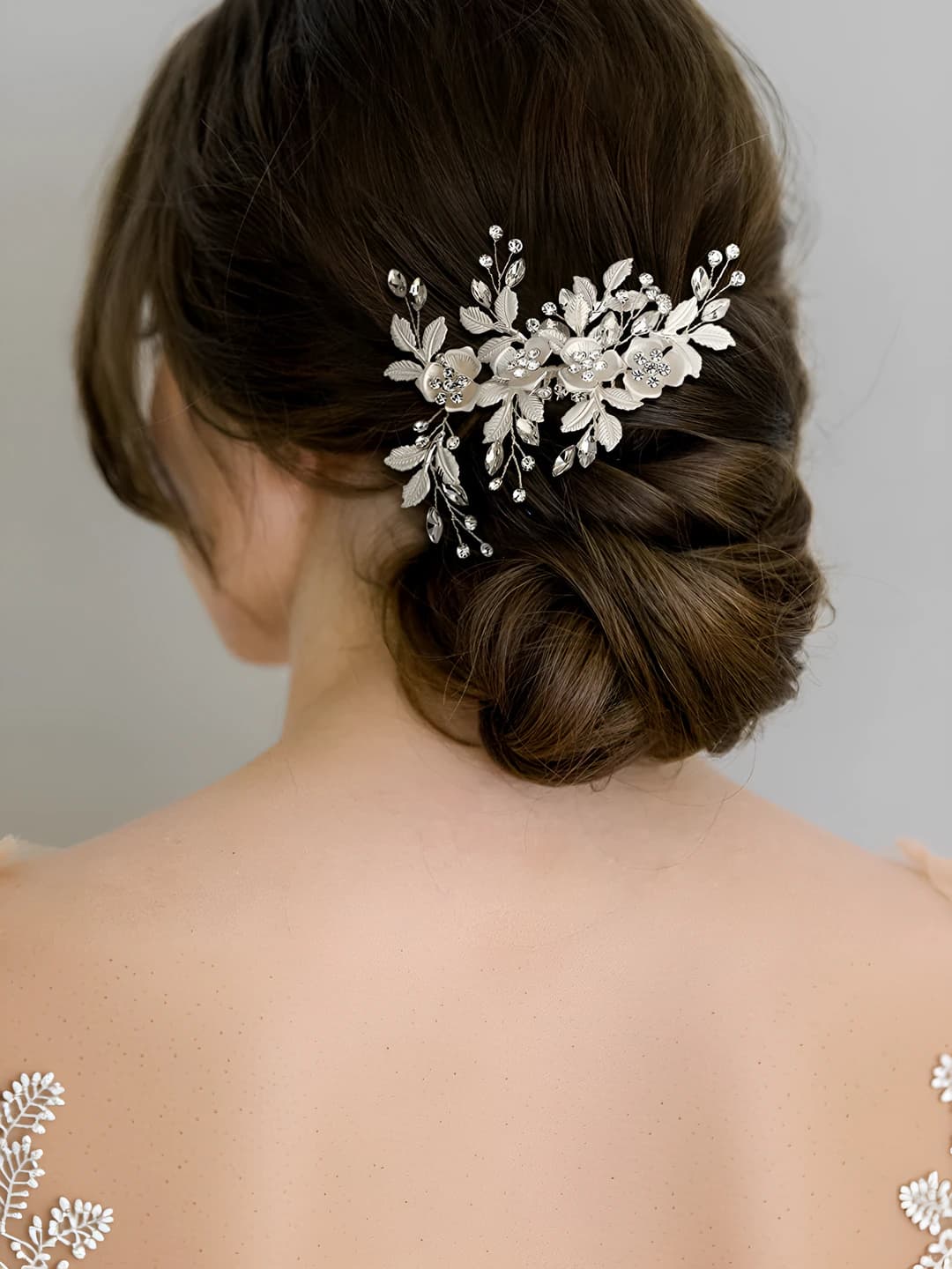 Women's hair clips and combs in Korean style with floral and leaf pattern