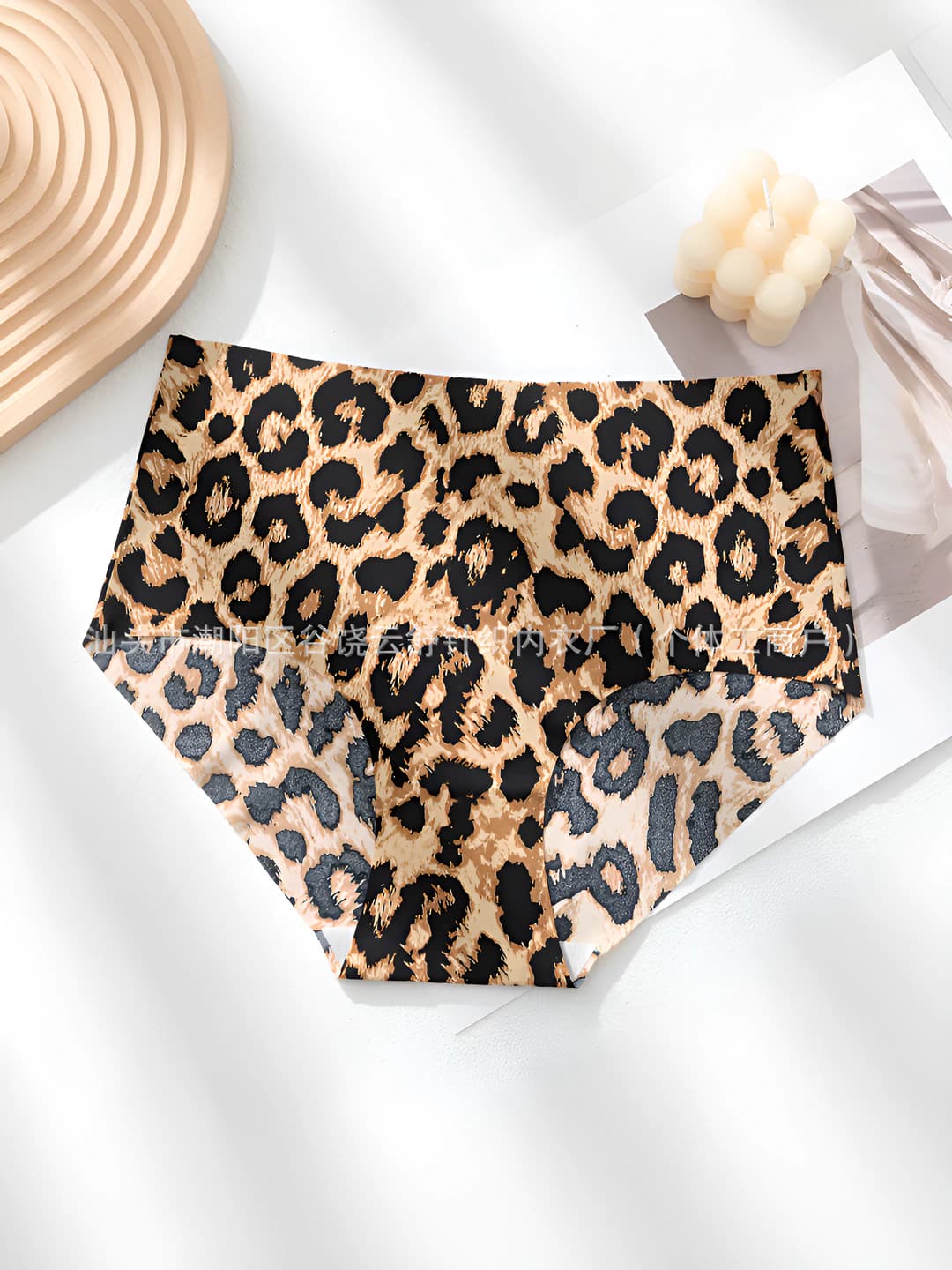 Oltin leopard