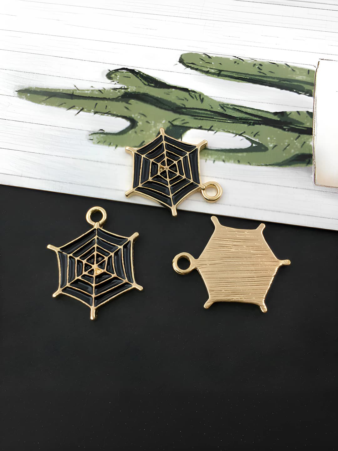 1 pc black hexagon Halloween 18x20mm