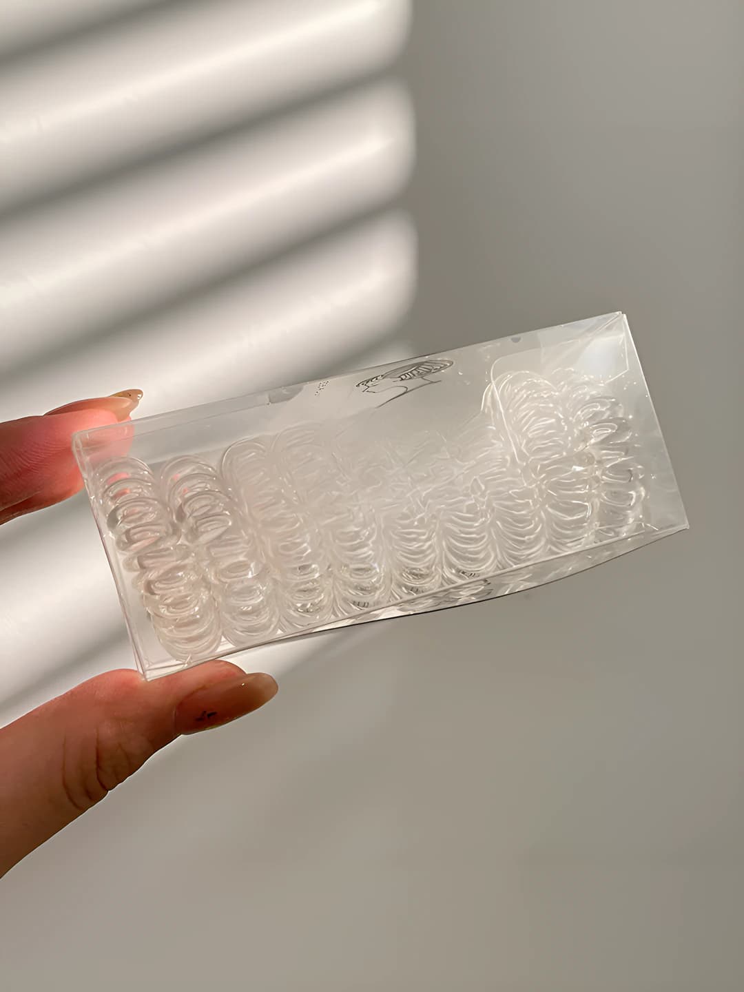 5# Clear white-9 pcs box ~4 cm