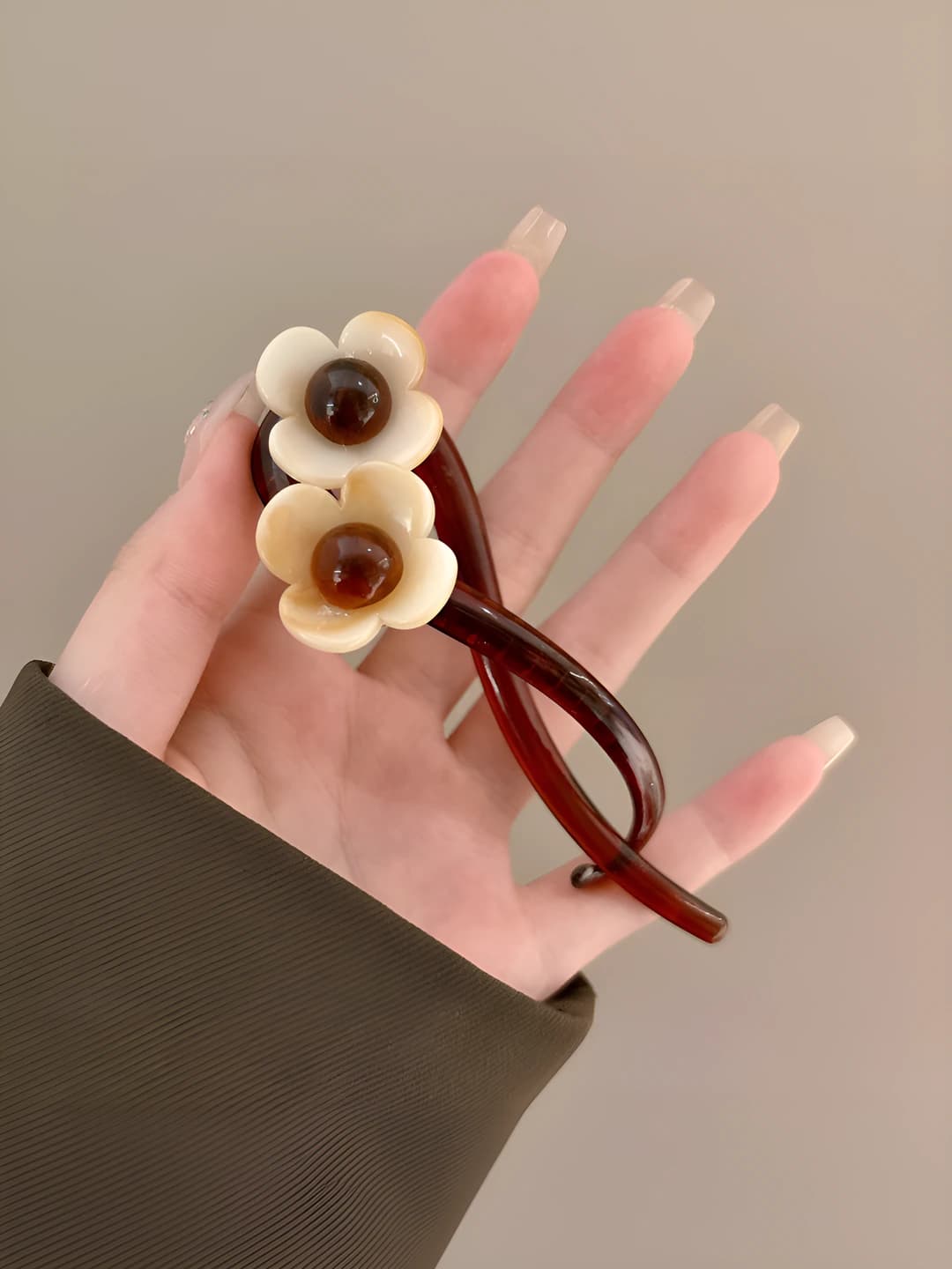 3# Apricot small floral clip