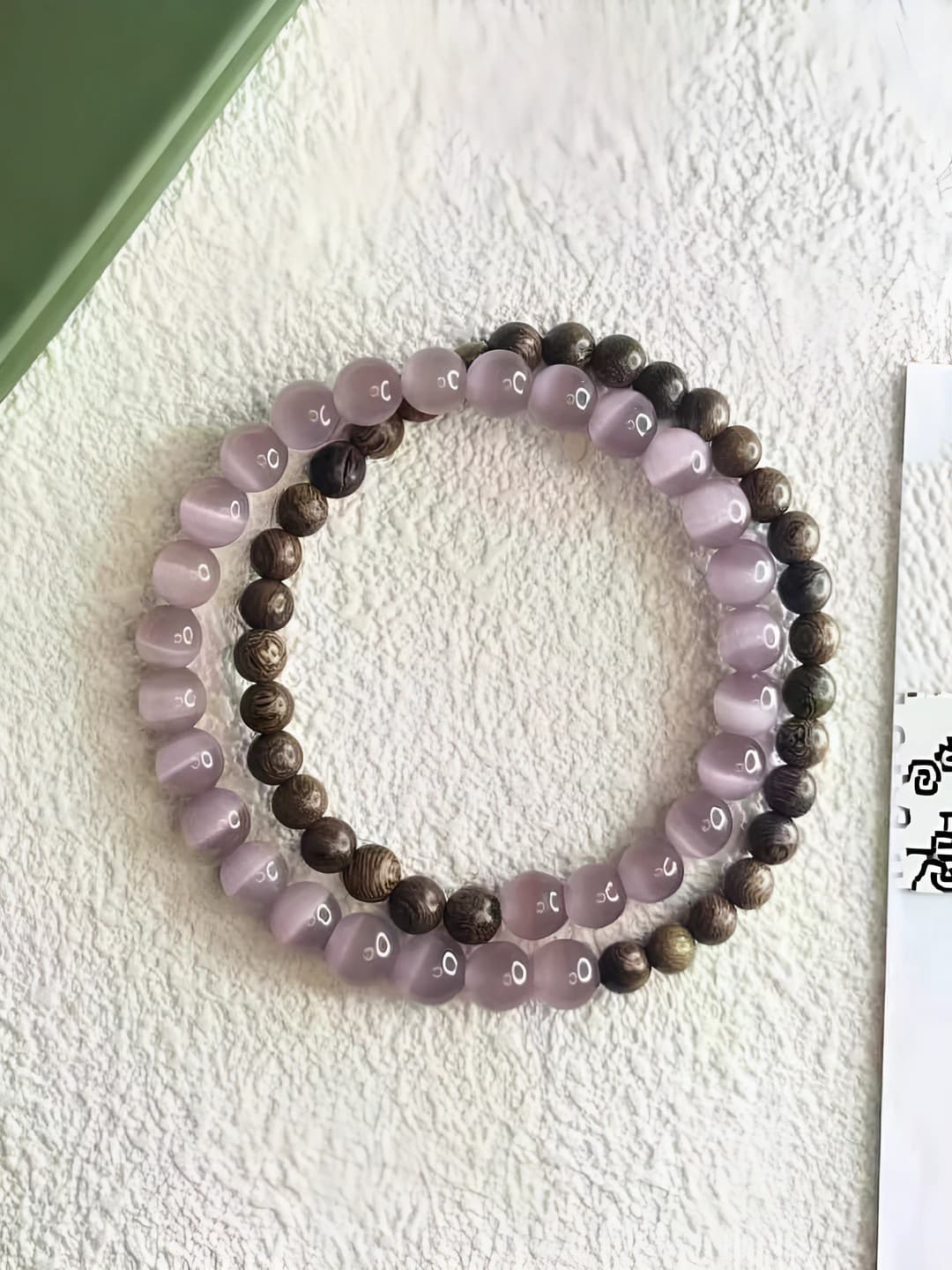 Women's beaded bracelet in new Chinese retro style with sandalwood, gold threads and purple cat's eye stone