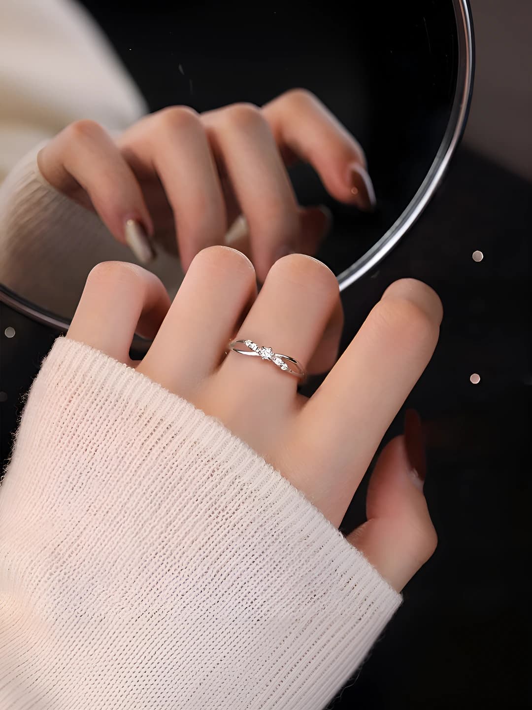 Women's 2026 ring, design element: geometric, adjustable, diamond-set, light luxury style