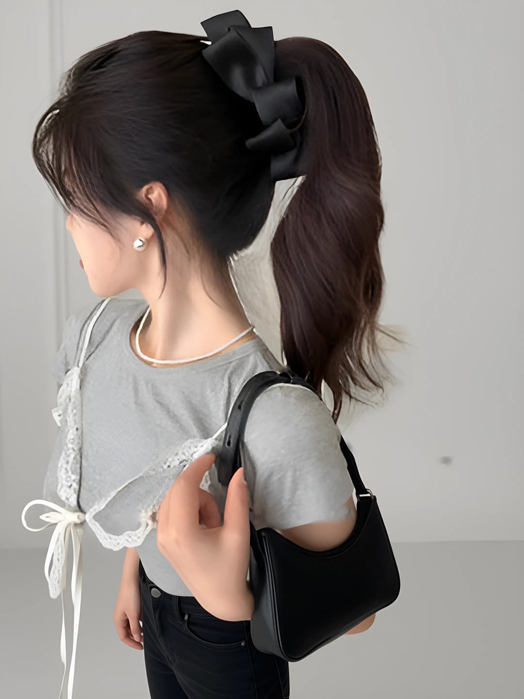 1# Black ~12cm - base 9.5cm
