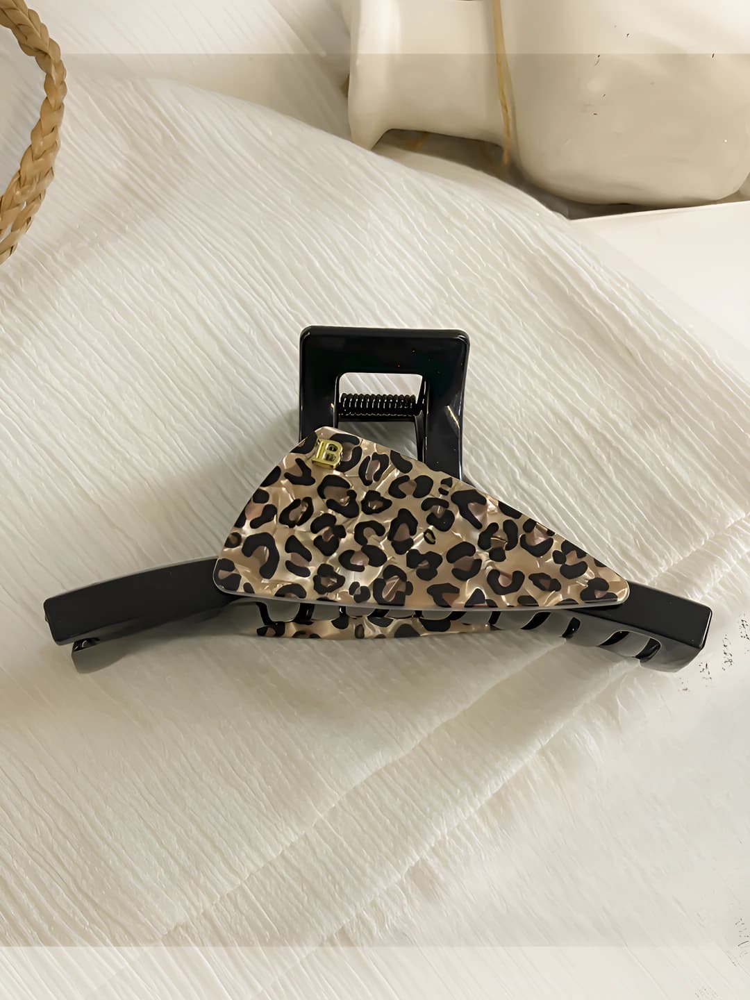 Leopard triangle clip 13 cm