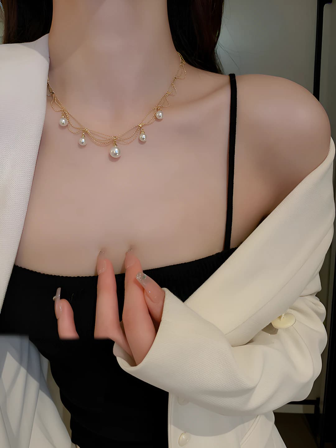 29# Necklace - Gold