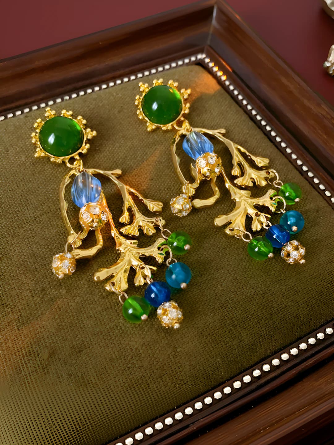 41# Silver - Gold - Green - Blue