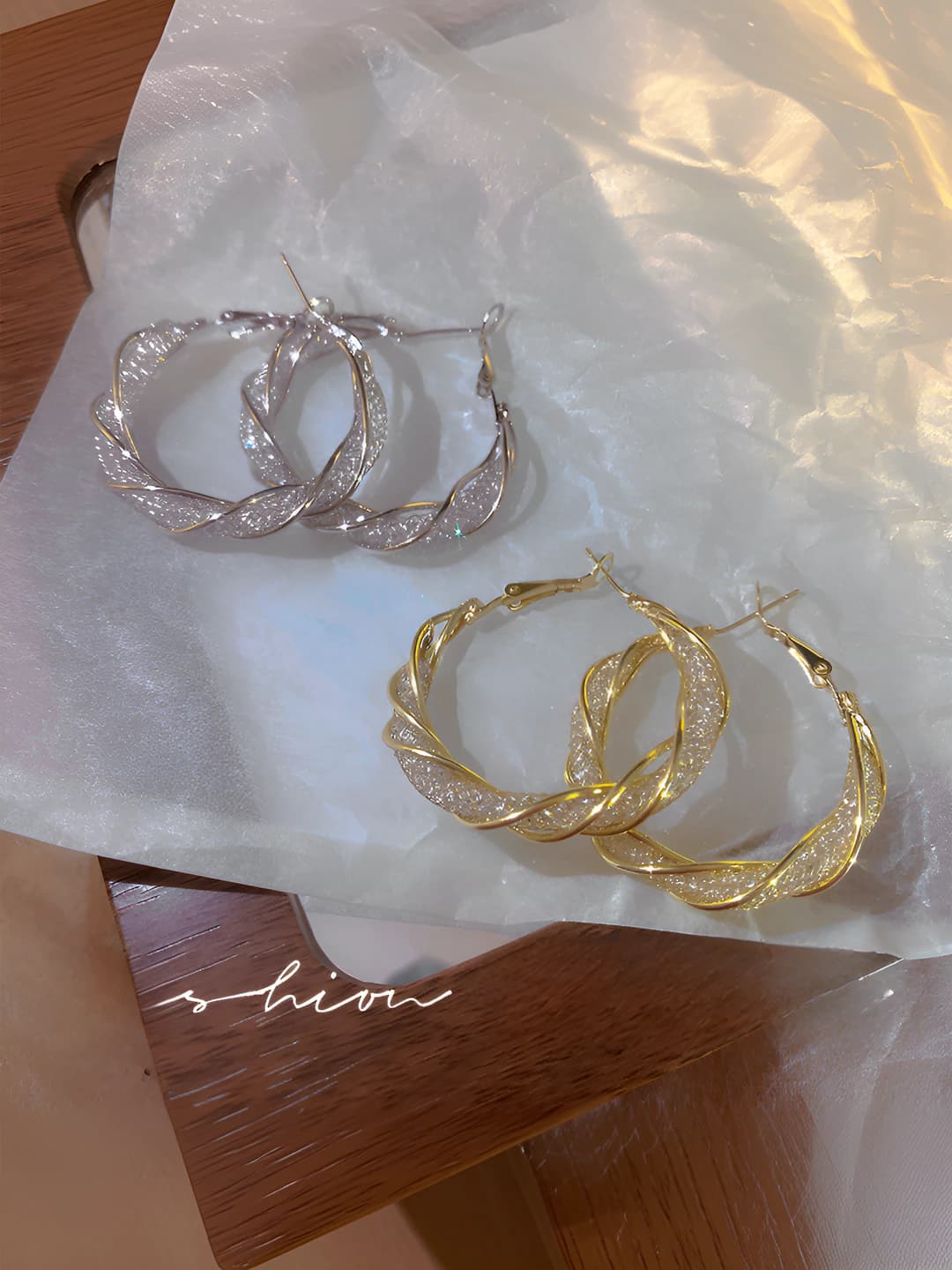 Women's crystal hoop earrings with geometric shape and mesh design on 925 silver posts