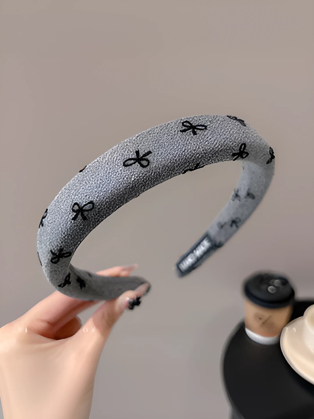 Grey, ~2 cm wide
