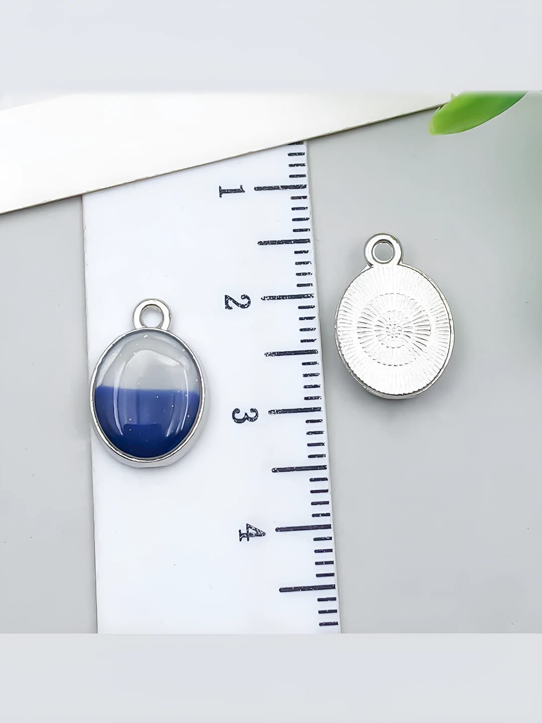 White K, blue, 10x15mm, 0.8g