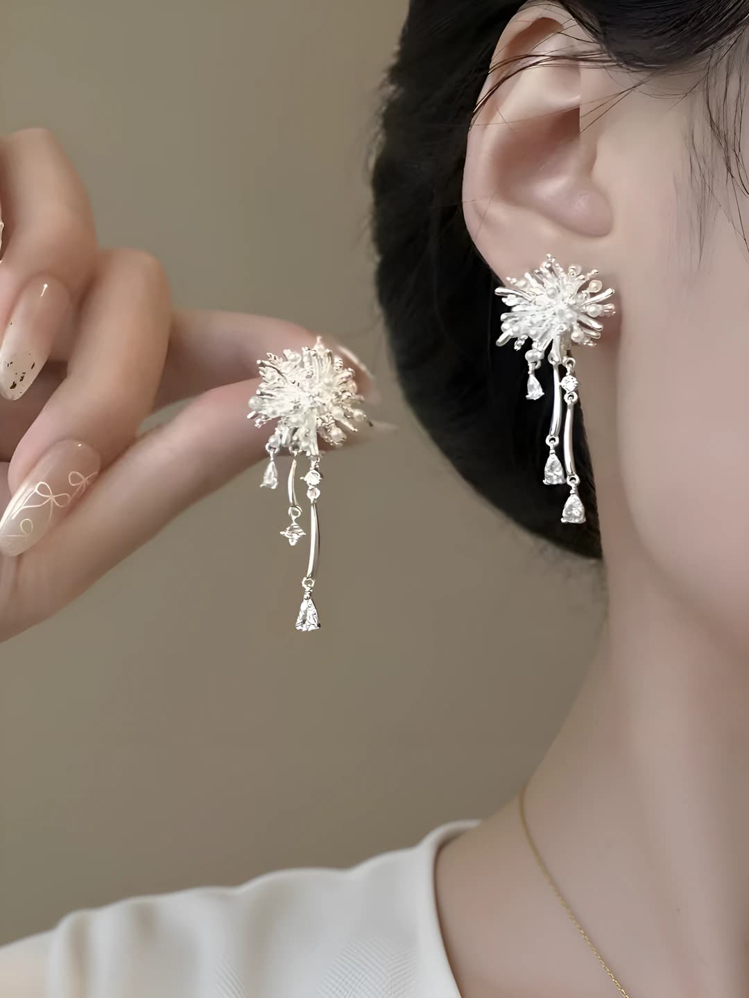Silver-firework tassel studs R5873A