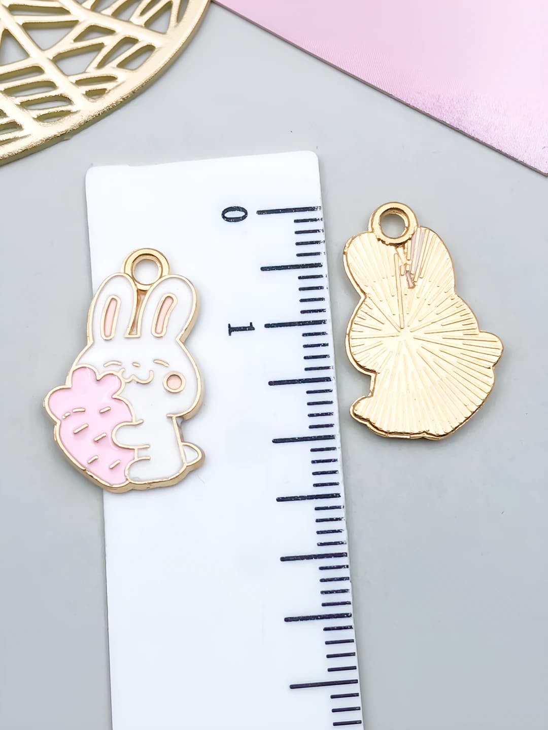 1 шт розовый капля морковь кролик 21x13mm-1.3g