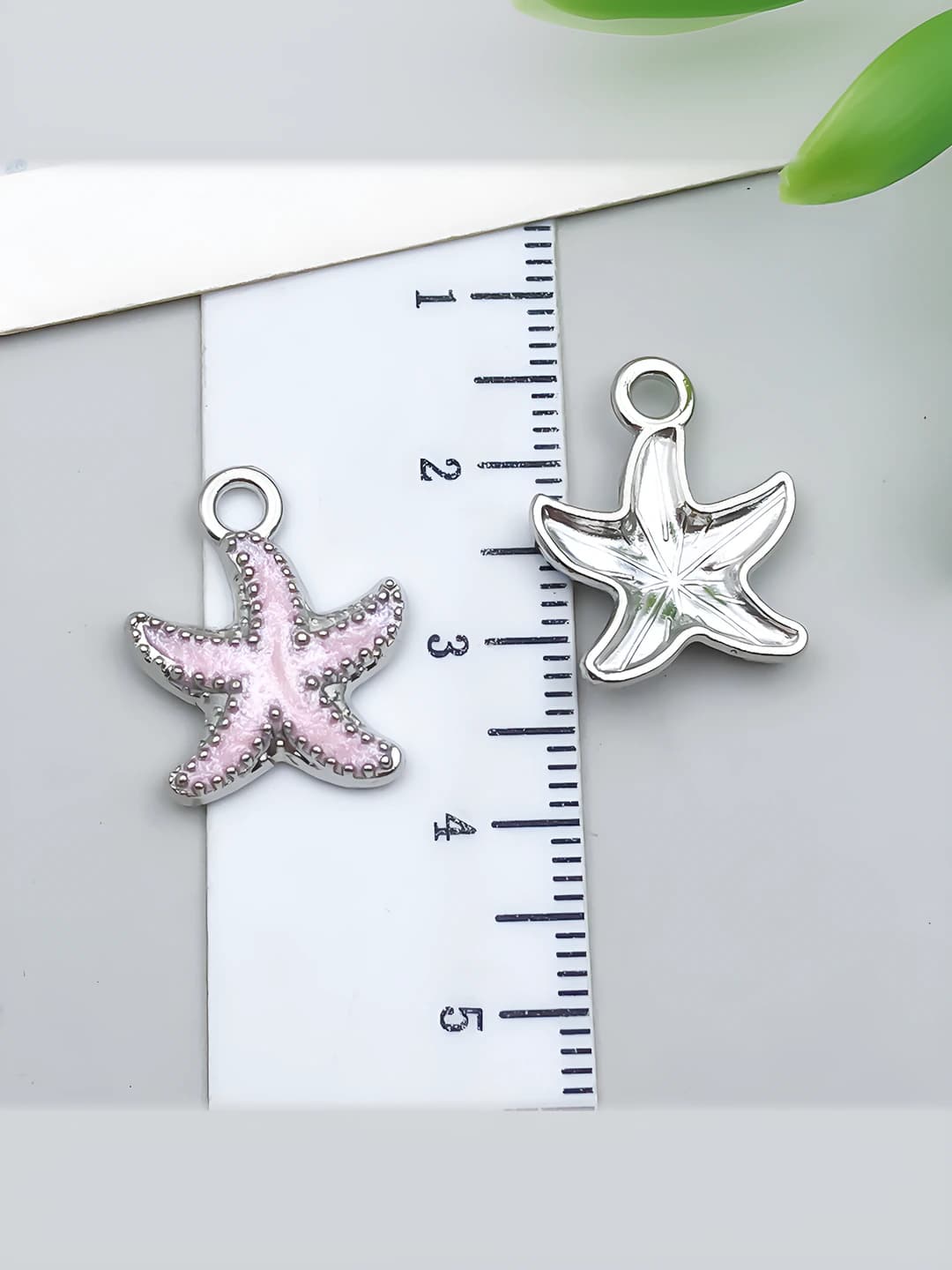 White K, pink, 15x19mm, 1.2g