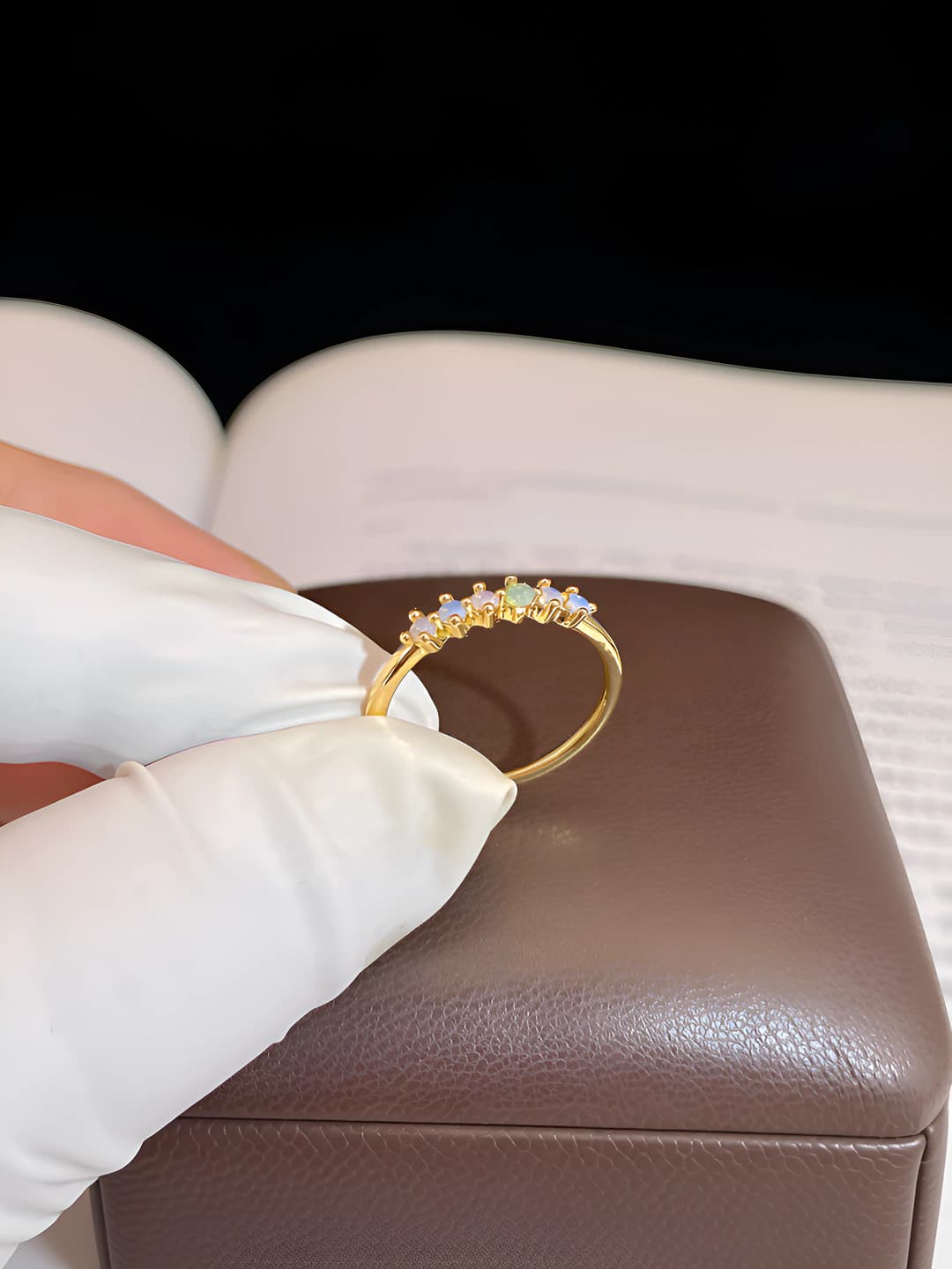 Round opal - 18K gold plated