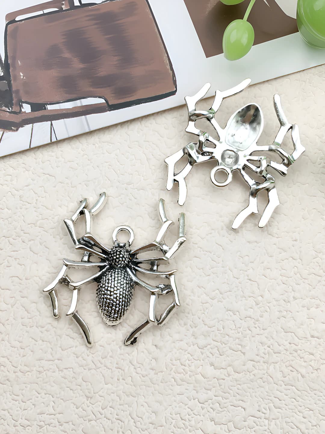 1 pc Halloween spider 31x35mm-5.3g