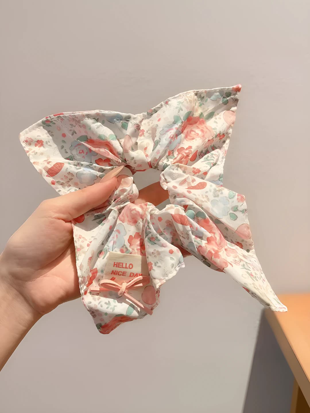 Розовый цветочный платок резинка ~21 см
