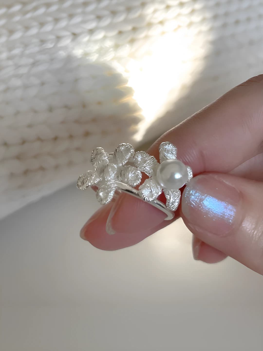 Women's open ring with floral design in Korean style