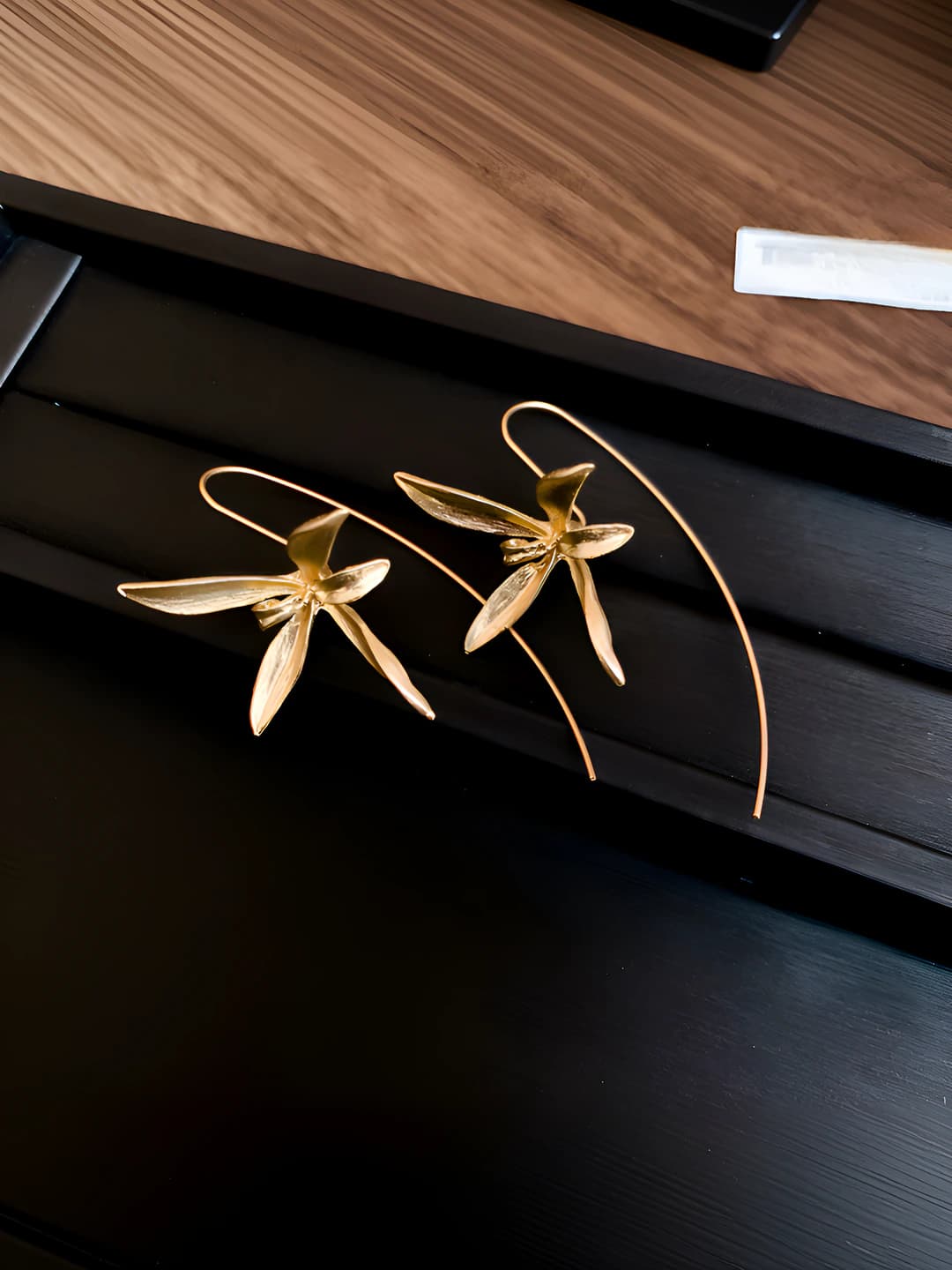 3# Ear hook - Gold